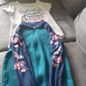 Graphic shirt with matching sweater